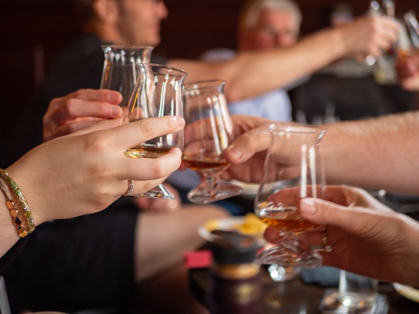 2-Hour Deluxe Whiskey & Food Tasting - Irish Whiskey and Food Pairing in 2 Hours (Without the Classroom Vibe)