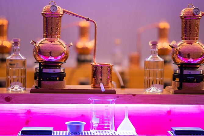 Aberdeen’s Distillery Discovery Tour - A one-hour Aberdeen gin tour that mixes facts with real tasting