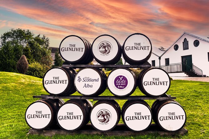 Best Scottish Whisky Distilleries Private Tasting Trip plus optional Castle Tour - Glenfiddich Distillery: A Family-Owned Story and the Making Process