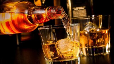 Bootleg & Barrels: A Tennessee Whiskey Tasting Experience - How the Prohibition-era stories shape the tastings