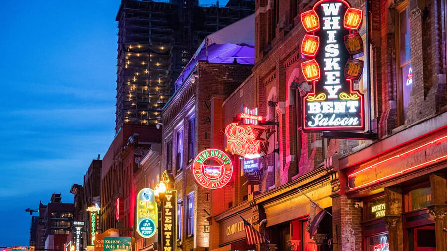 Bootleg & Barrels: A Tennessee Whiskey Tasting Experience - Who should book Bootleg & Barrels