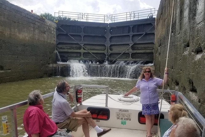 Bourbon History Tour - Frankfort Cemetery Stop: Daniel Boone and Rebecca’s Monument