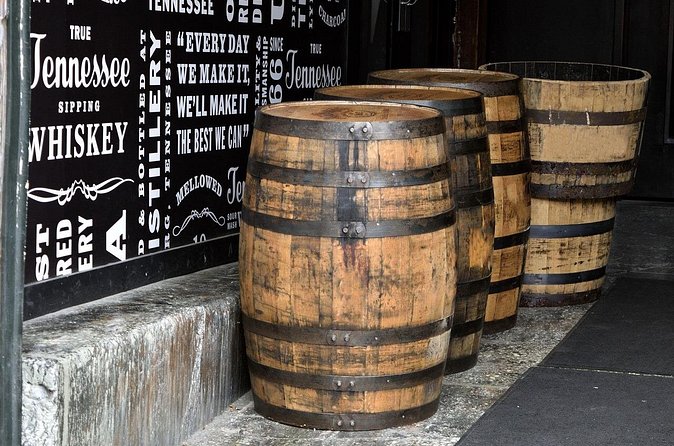 Brewery and Distillery Golf Cart Tour - Downtown Nashville at golf-cart speed