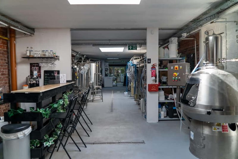 Brussels: micro brewery & distillery tour + beer tasting - The 1-hour tour flow: how the timing actually feels