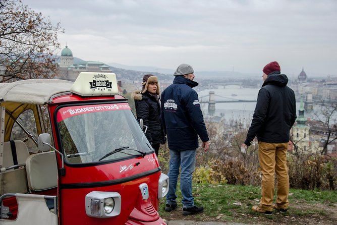 Budapest Tuk Tuk Tour with House of the Unicum Distillery Visit - Jewish Quarter and Market Hall: architecture plus local atmosphere