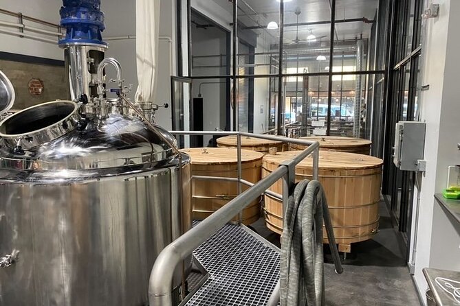Chuckanut Bay Distillery Tour with 2 Mini Cocktails and Gift Glass - Pair it with a real meal: the Pennyfarthing factor