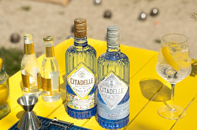 Citadelle Gin Distillery Tour in English - The Tasting Moment: Mixers, Flavored Gins, and a Rum Surprise