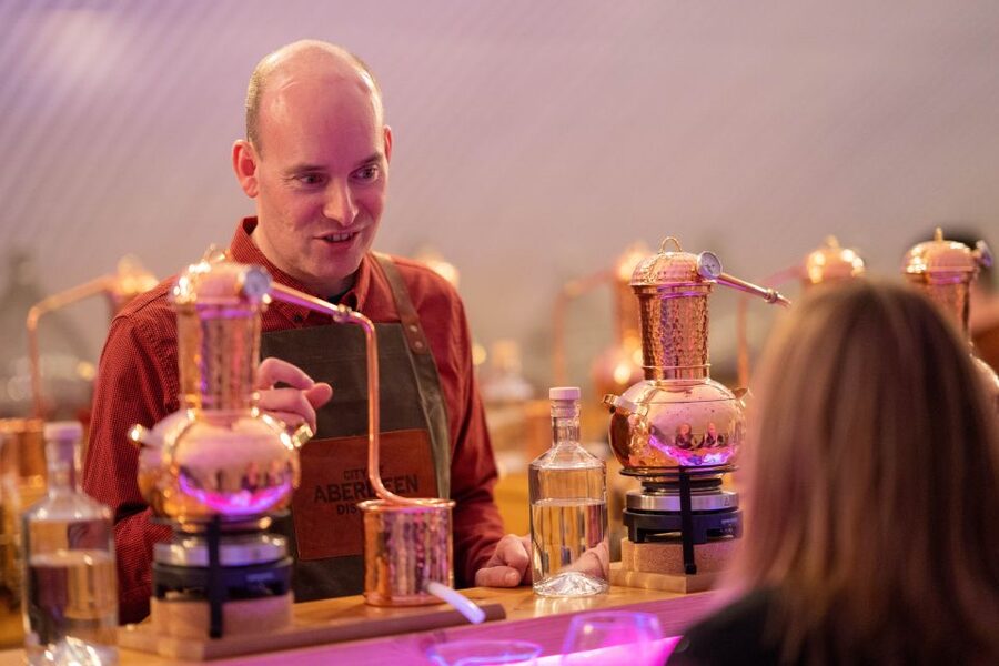 City of Aberdeen Distillery: Gin School Experience - Distilling and bottling: finishing your bottle of Scottish gin