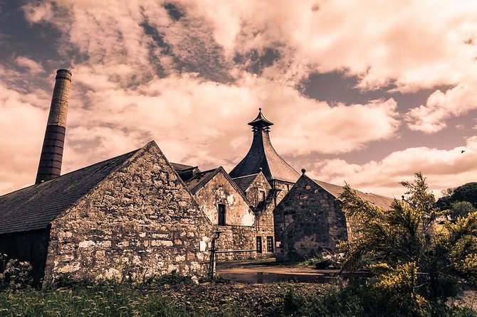 Clan Tour of Northern Whisky Distilleries - How the tour feels on the road from Inverness