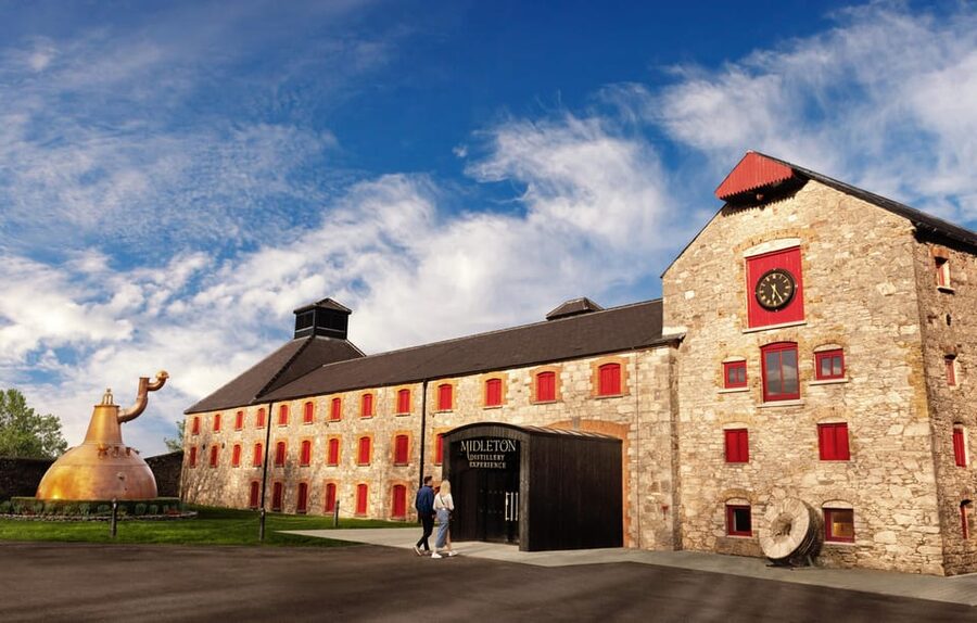 Cork: Jameson Cocktail Making Class at Midleton Distillery - Exclusive Cocktail Room + Bar Time: Why the Setting Matters