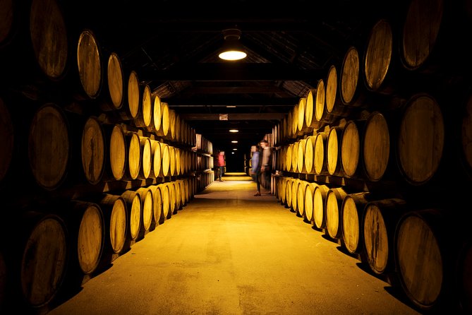 Cork Midleton DistilleryJameson Experience & Whiskey Tasting - How the Midleton Jameson Experience Unfolds in 1 hour 15 minutes