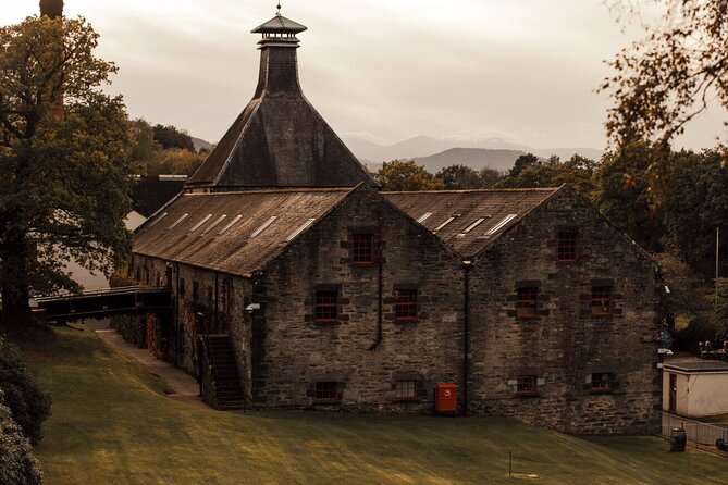 Create Your Own Scotch Whisky - Mixing Your Own Recipe: From Five Samples to a 100ml Bottle