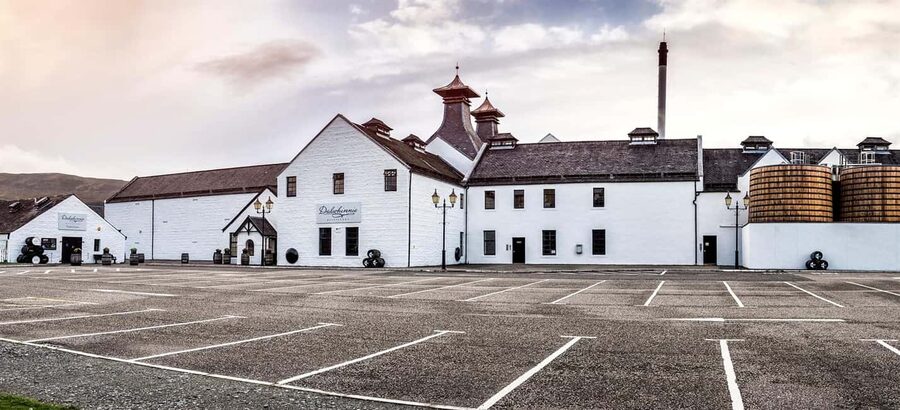 Dalwhinnie: Chocolate & Whisky Tasting - The 30-minute tasting: four single malts and four chocolate pairings