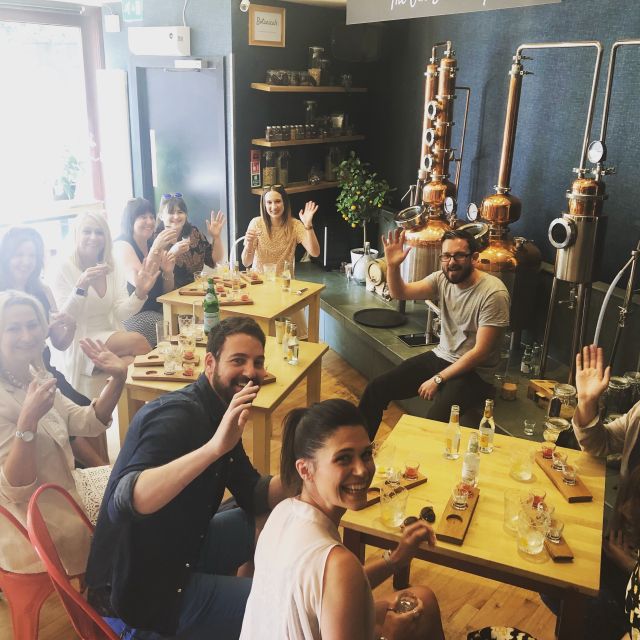 Distillery Masterclass - 8 Scottish gins paired with cheeses - The 2-hour format: eight gins, eight cheese pairings, and a host who stays hands-on