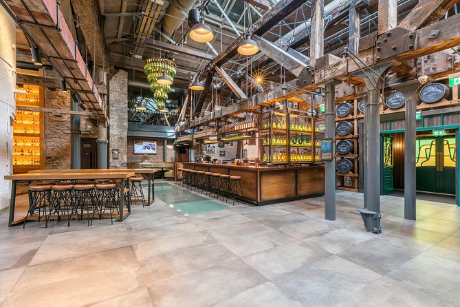 Dublin Jameson Distillery Bow St. Tour and Tasting 45 mins - JJ’s Bar: the complimentary glass and your post-tour hangout
