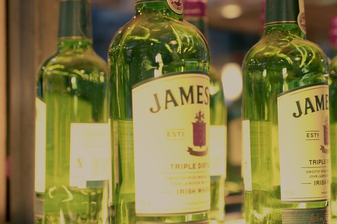 Dublin Private Guinness and Jameson Whiskey Tour with Transfers - Private transport plus shared experiences: what to expect