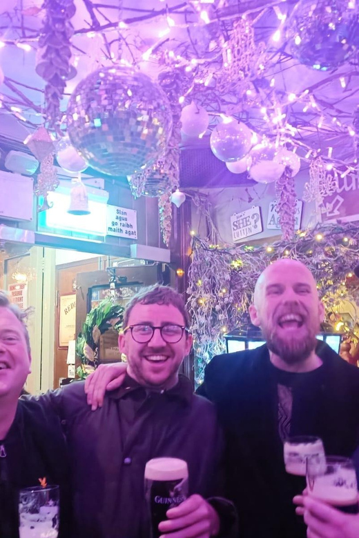 Dublin: Pub Tour. Pour The Perfect Guinness, Whiskey & Music - Stop-by-stop: Guinness, whiskey tastings, and Irish coffee