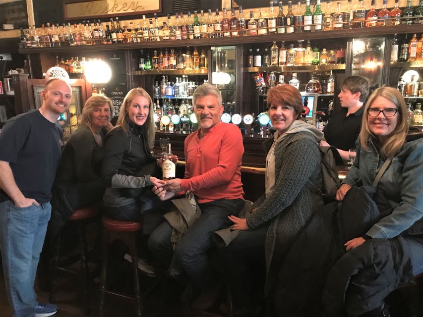 Dublin: Whiskey Tasting Tour - The guide’s role: how the 5 whiskies become a real comparison