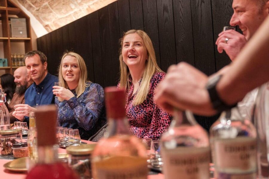 Edinburgh: Gin Distillery Tour and Tasting - Flavour Arch: where botanicals become aromas you can name