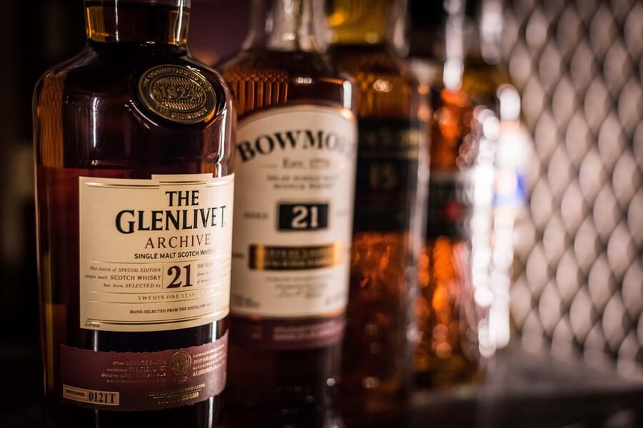 Edinburgh: Harry Potter Guided Tour With A Whisky Tasting - Meeting at Tron Kirk: How to Find the Start Fast