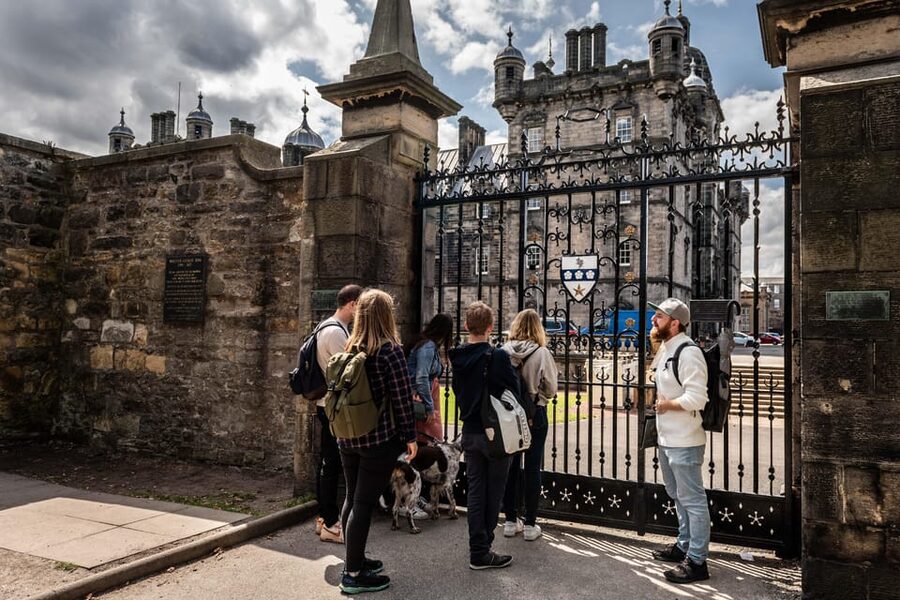 Edinburgh: Harry Potter Guided Tour With A Whisky Tasting - Whisky 101 in 4 Drams: How the Tasting Is Built