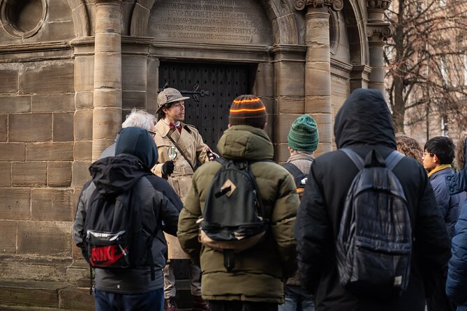 Edinburgh: Historical Gems Tour with Whisky & Local Flavours - A Two-Hour Walk That Ticks Off Story, Street, and Snacking