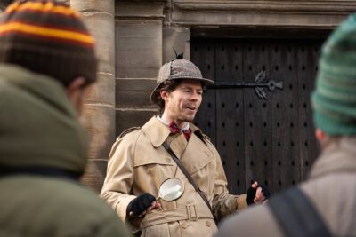 Edinburgh: Historical Gems Tour with Whisky & Local Flavours - Starting Outside Caffé Nero on Parliament Square