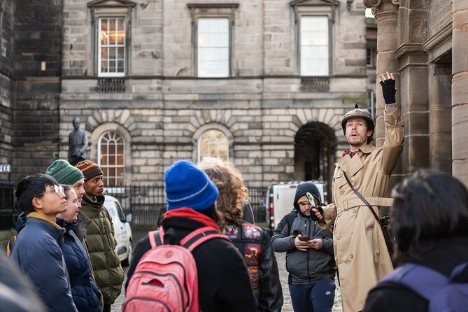 Edinburgh: Historical Gems Tour with Whisky & Local Flavours - Outlander Filming Locations: When TV Meets the Real Street