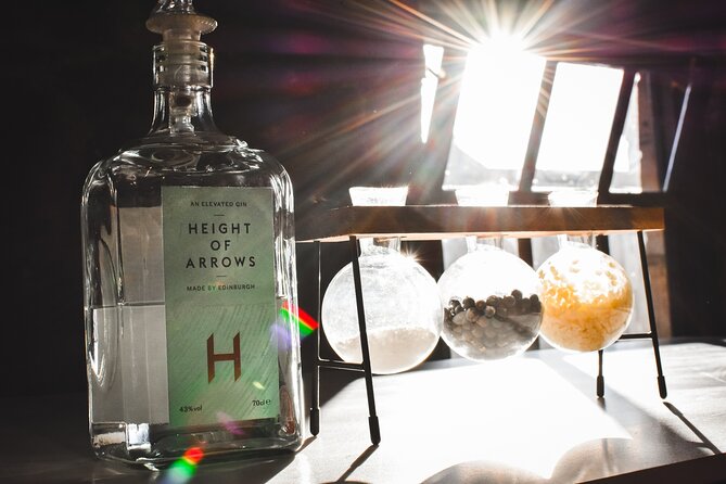 Edinburgh: Holyrood Distillery Whisky and Gin Tour & Tasting - The tasting bar: turning explanations into real preferences