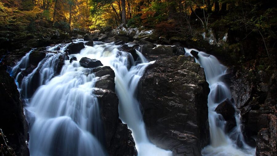 Edinburgh: Loch Ness, Scenic Walk, Glencoe & Whisky Day Tour - Loch Lomond & The Trossachs drive: a calm send-off