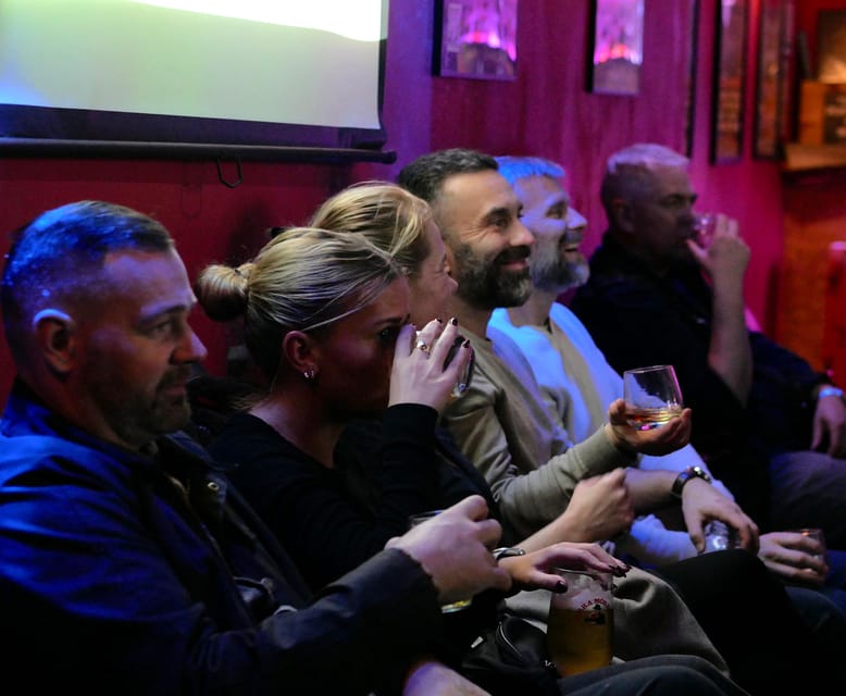 Edinburgh: Mountebank Comedy Whisky Tasting - Where It Starts: The Waverley Bar, Daniel, and Brahan the Bonnie Prince