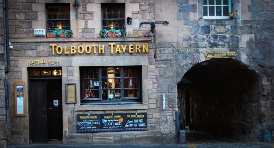 Edinburgh: Tolbooth Tavern Haggis Taster & Whisky Sampling - The whisky dram: one pour, lots of choice, and how to think about it
