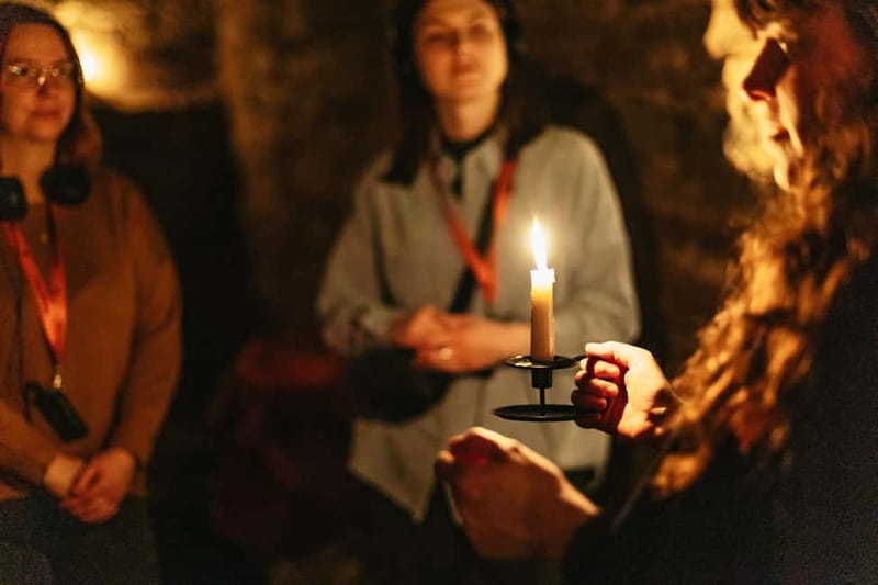 Edinburgh: Underground Vaults Evening Ghost Tour with Whisky - The Second Underground Guided Segment: More Turns, More Pressure