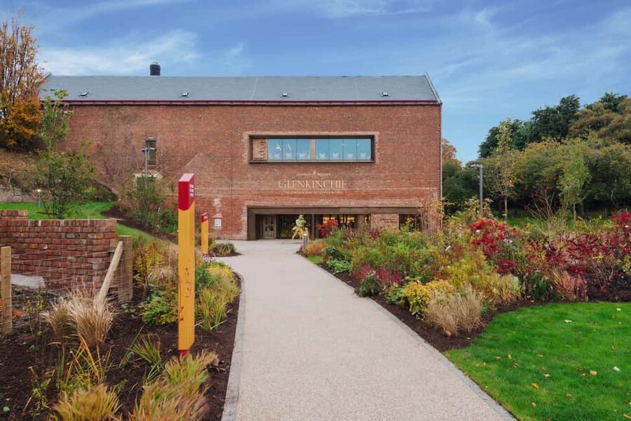 From Edinburgh: Glenkinchie Distillery Tour & Whisky Tasting - Glenkinchie Distillery: What You Learn on the Full-Sensory Walk