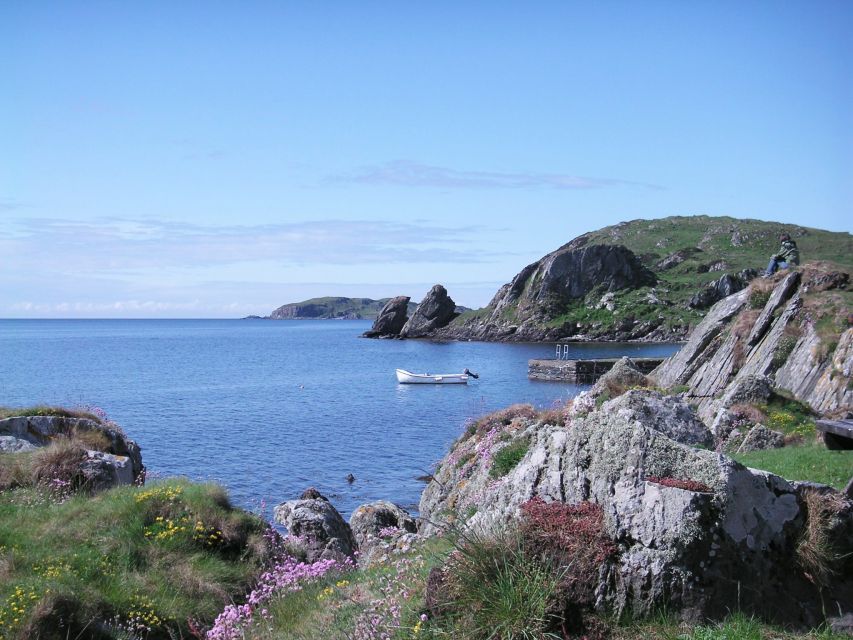 From Edinburgh: Islay and The Whisky Coast 4-Day Tour - Kilmartin standing stones and the Kennacraig ferry to Islay