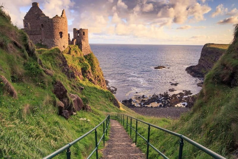 Giants causeway Irish castles & whiskey, Game of thrones - A private Causeway Coast day with executive comfort