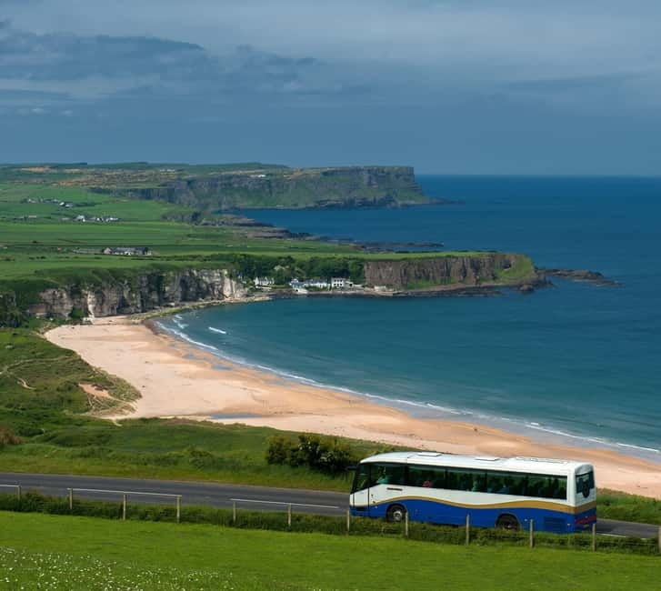 Giants causeway Irish castles & whiskey, Game of thrones - The Dark Hedges: the King’s Highway photo stop with atmosphere