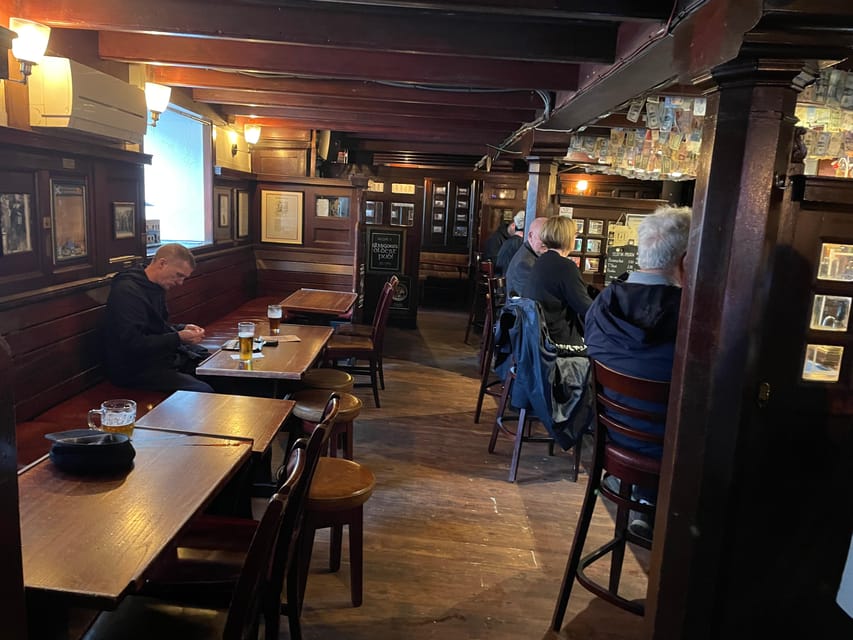 Glasgow: Go Drinking whisky with a Scotsman - Price and value: what $79 buys you in 90 minutes