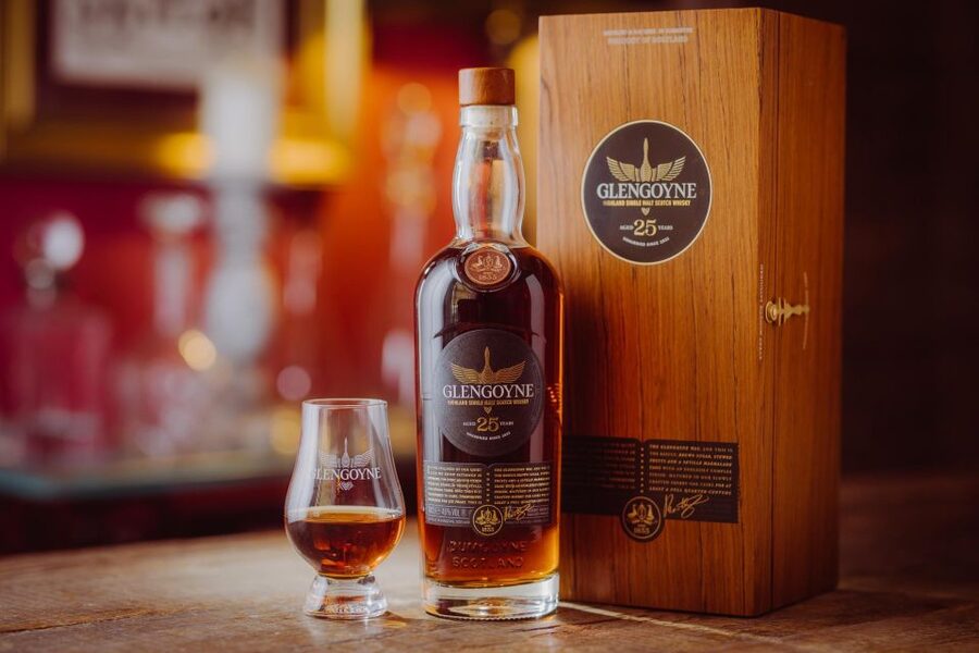 Glasgow: Sample Fine & Rare Whiskies at Glengoyne Distillery - Glengoyne’s Distillery Managers House: tasting in a room built for the job