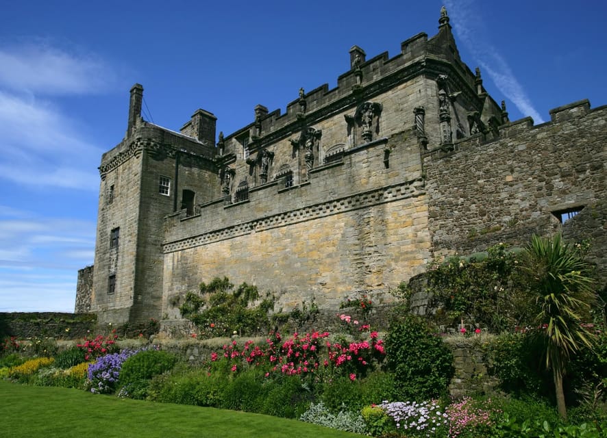 Glasgow: Stirling Castle, Loch Lomond Walk, and Whisky Tour - Quick hits on this Glasgow to Highlands day trip