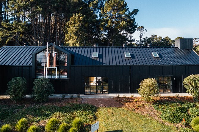 Heke Brewery and Distillery Tour in Waiheke Island with samples - The Heke grounds, food, and why this can work for groups