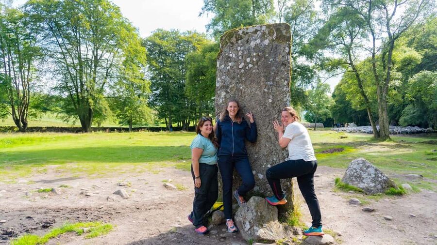 Inverness: Loch Ness, Outlander & Whisky Distillery - Beauly lunch stop and Beauly Priory: where the day gets human-sized