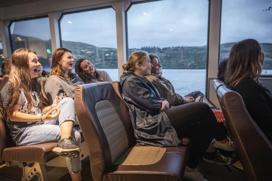 Inverness: Loch Ness, Outlander & Whisky Distillery - Loch Ness cruise and Urquhart Castle ruins: the best first taste of the Highlands