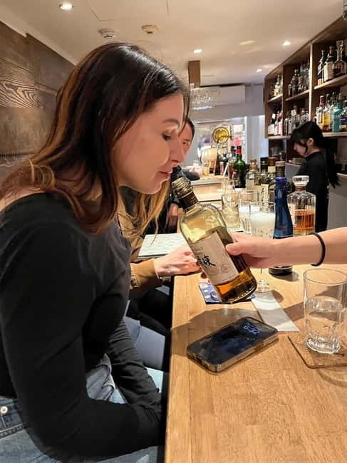 Invitation to Japanese Whisky: Exclusive TastingTime/Private - Starting at Sanjo Ohashi: your meeting point and why it helps
