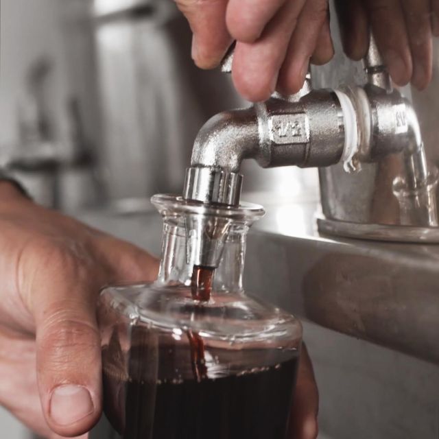 Ischia: Private Distillery Tour and tasting with the Artisan - Meeting the artisan: the part that turns tasting into understanding
