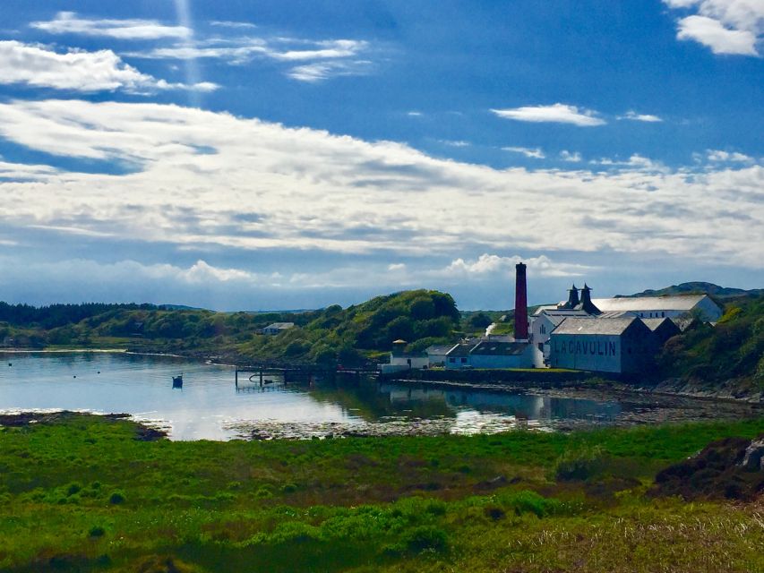 Islay: 4-Day Whisky Tour from Edinburgh - Bruichladdich, Kilchoman, and Bowmore: learning from warehouses and coastal character