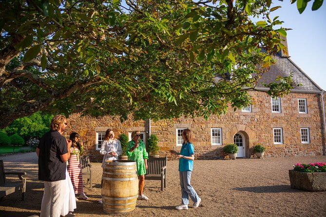 Jersey Premium Vineyard and Distillery Wine Tour and Tasting - Estate Welcome and Vineyard Views Before You Taste