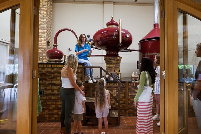 Jersey Premium Vineyard and Distillery Wine Tour and Tasting - Guides Matter: The Hosting Style That Makes the Tour Fun