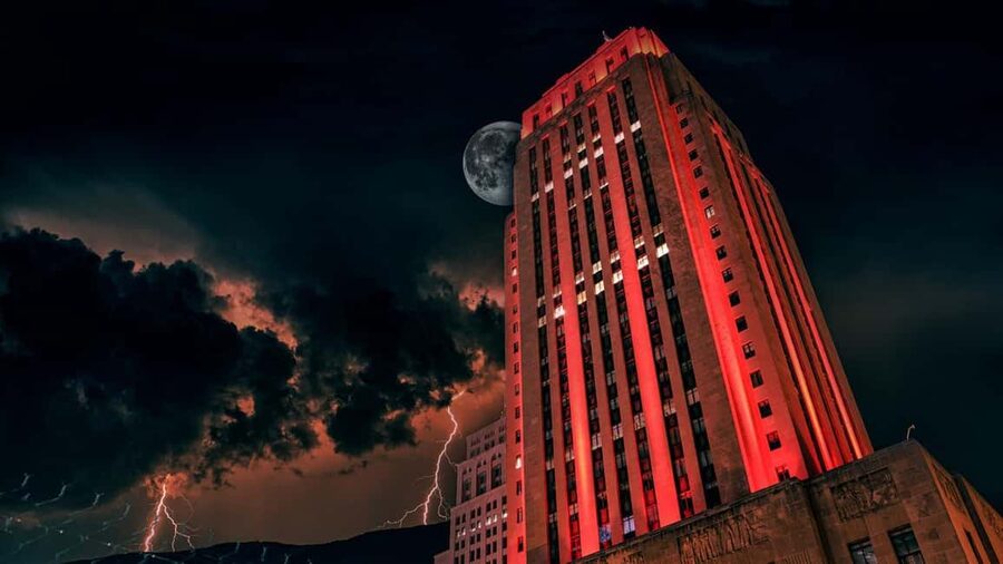 Kansas City: Wraiths & Whiskey Ghost Tour - Walking in Footsteps of Sinatra and Theodore Roosevelt