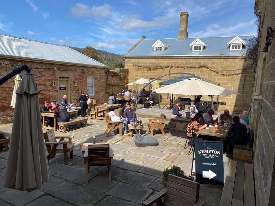 Kempton: Craft Distillery Tour with Whisky Tasting & Lunch - Key things to know before you go